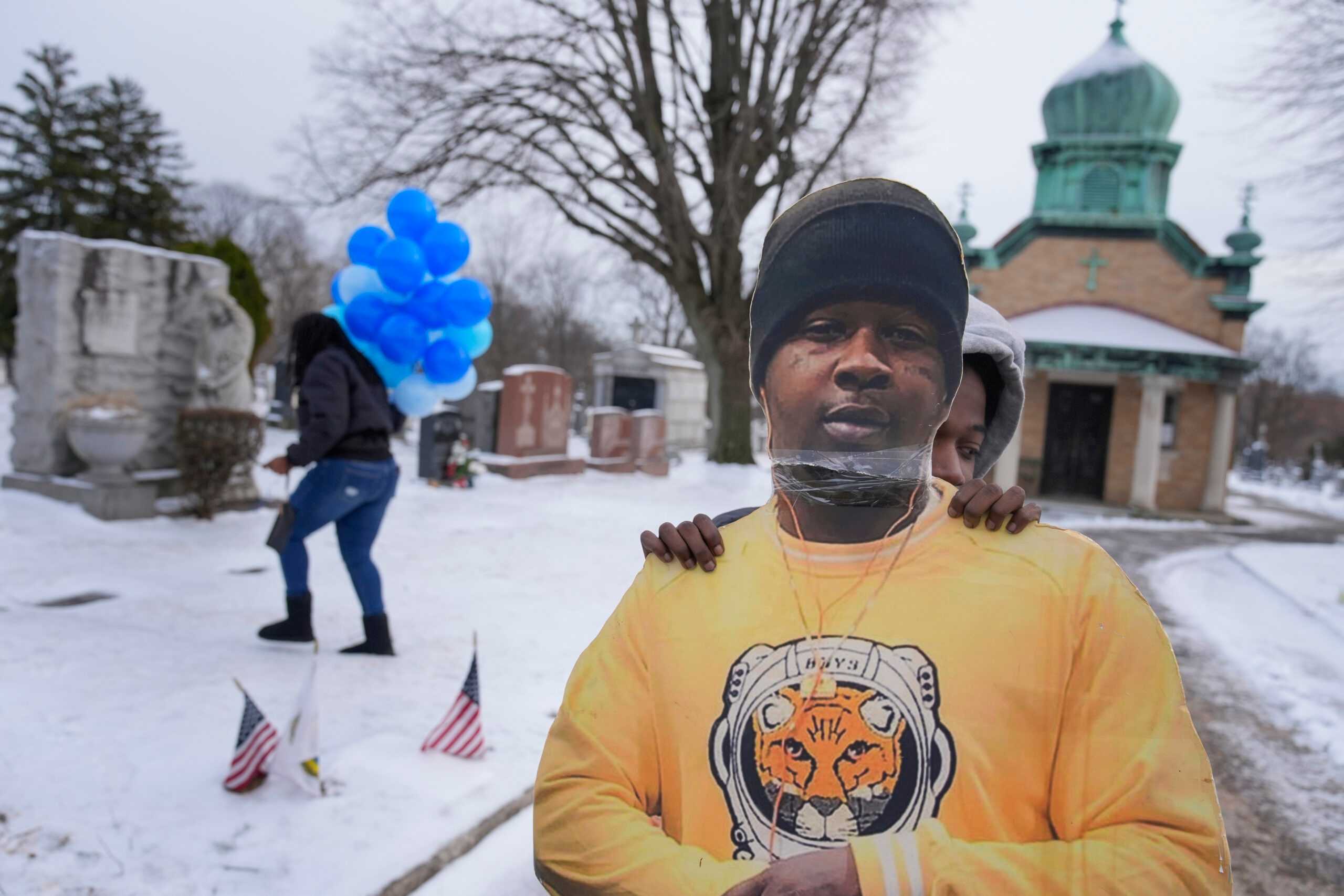 He didn’t trust police but sought their help anyway. Two days later, he was dead thumbnail image